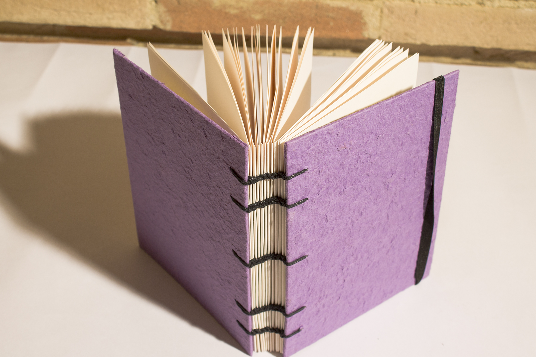 Taccuino serie Tinta Unita 21x15- 48 Pagine - vl