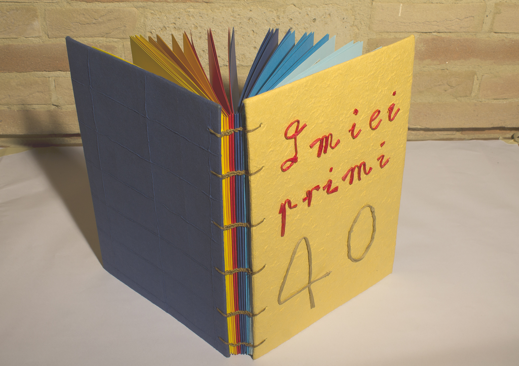 Album personalizzato 38x27 - 52 Pagine Giallo - immagine 13